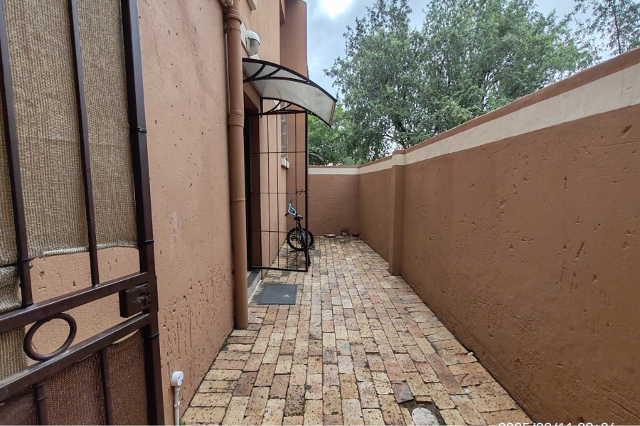 2 Bedroom Property for Sale in Vaalpark Free State